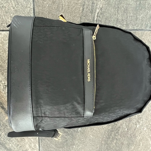 Michael Kors Beautiful Black Backpack - Picture 5 of 11